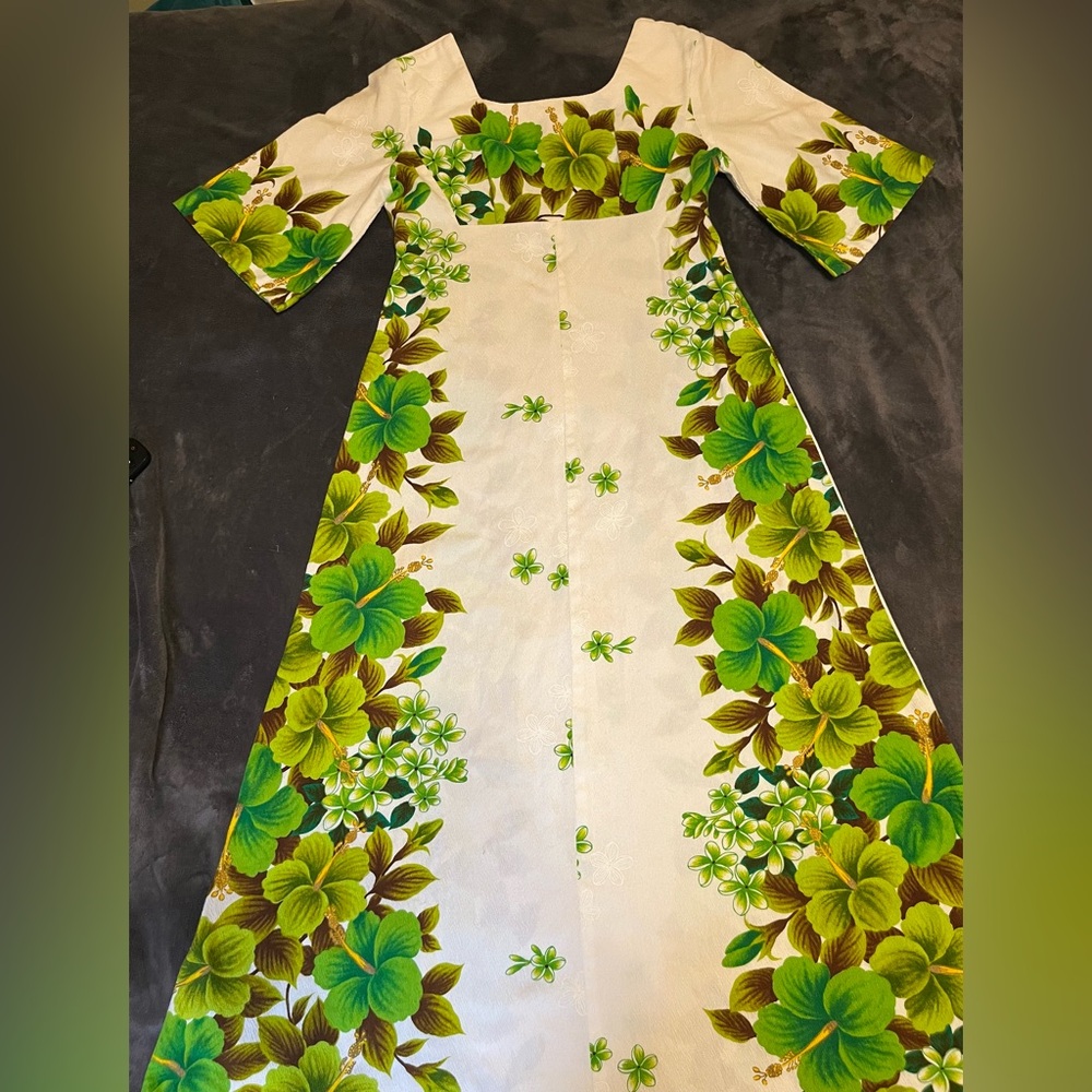 60”s Ui-Maikai Vintage Hawaiian Maxi Dress Green White Floral 00% Cotton